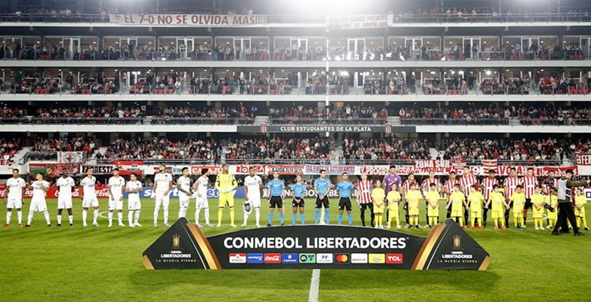 Botafogo perde para o Estudiantes e se complica na Libertadores