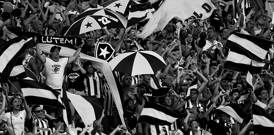 Universidad de Chile assume liderança e ameaça Botafogo de eliminação na Libertadores