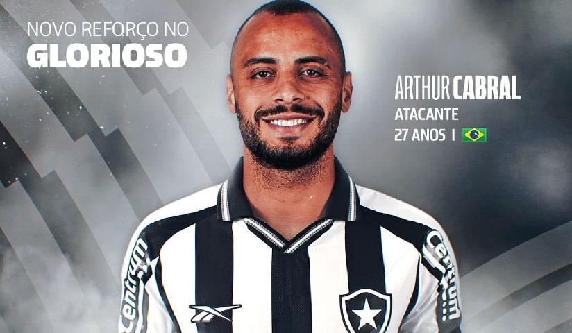 Botafogo anuncia Arthur Cabral e atacante é mais um reforço para o Mundial