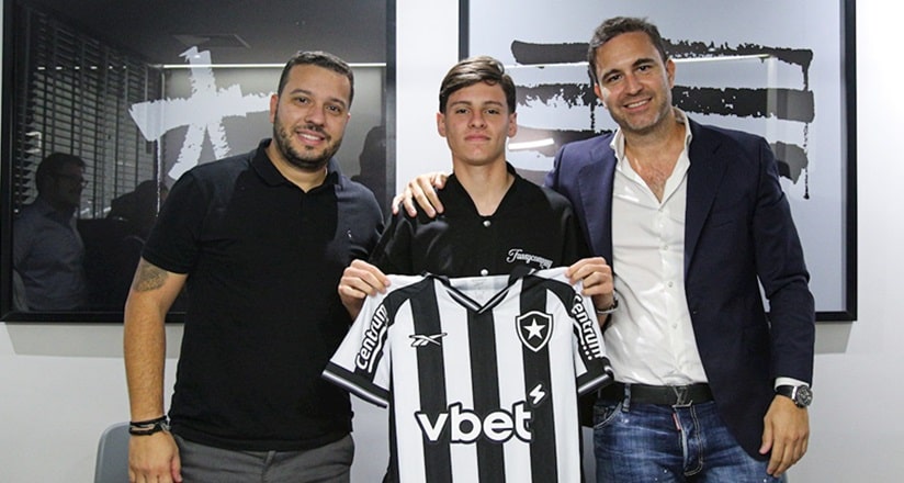 Botafogo anuncia a contratação do meia Montoro, joia do Vélez
