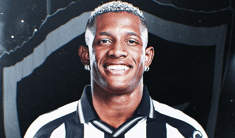 Botafogo fecha contratação de Danilo, ex-Palmeiras, por quatro anos